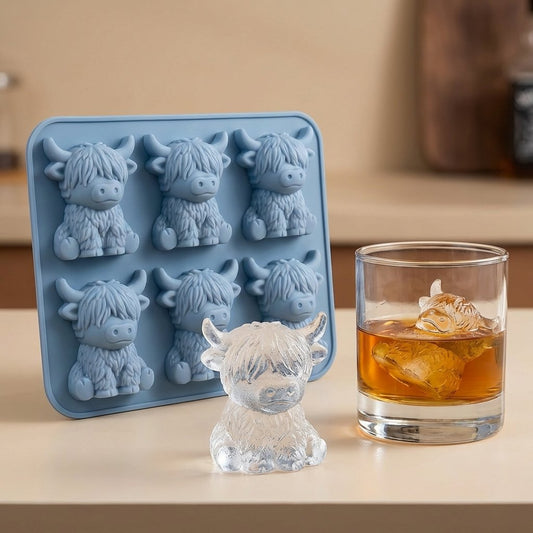 6‑Cavity Mini Highland Cow 3D Ice & Dessert Mold