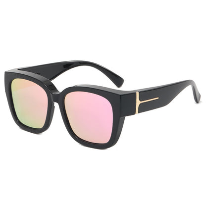 Women’s Polarized Square Sunglasses – Lightweight UV400 Shades for Driving, Beach & Travel