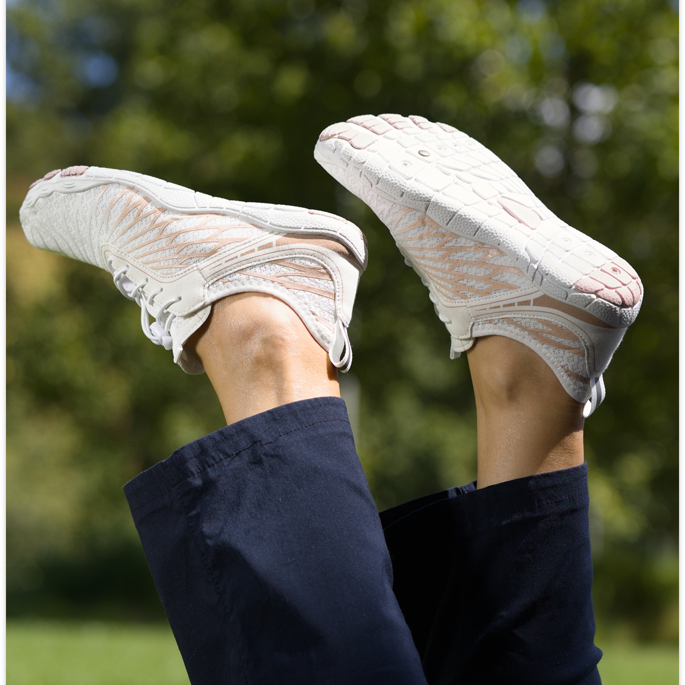 Unisex Quick-Dry Water Shoes – Lightweight Low-Top Aqua Shoes for Beach, Pool, Fitness & Outdoor Activities