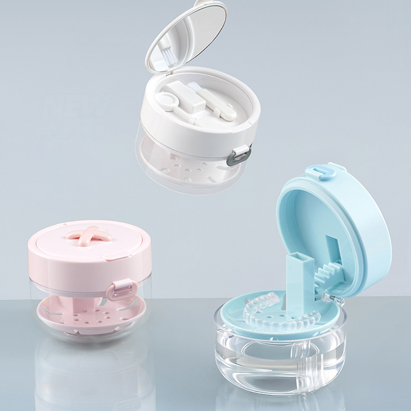 🦷✨Multifunctional Denture Storage Case with Cleaning Basket – Compact & Hygienic