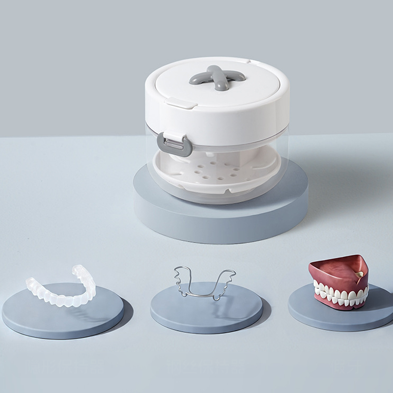 🦷✨Multifunctional Denture Storage Case with Cleaning Basket – Compact & Hygienic